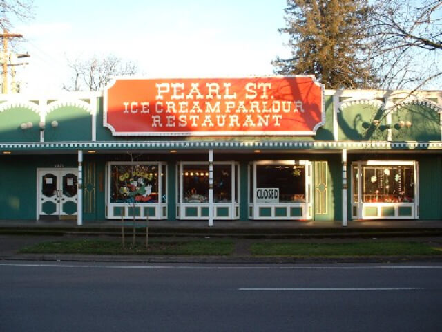 Pearl Street Parlour